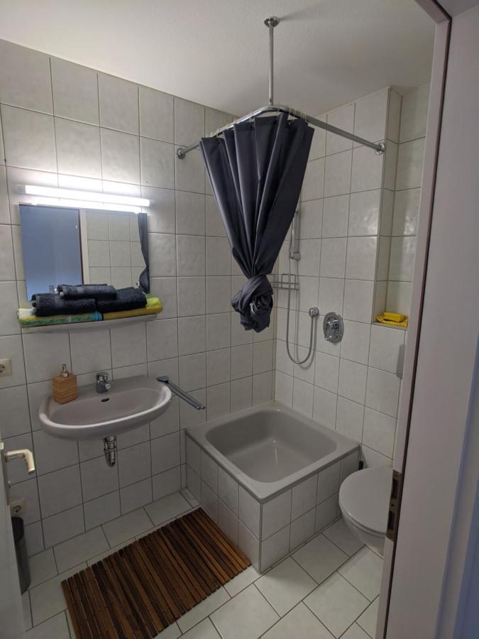 Ideales Messe Appartment 15Min Fahrtweg เคียร์ชไฮม์ อุนเทอร์ เท็ค ภายนอก รูปภาพ