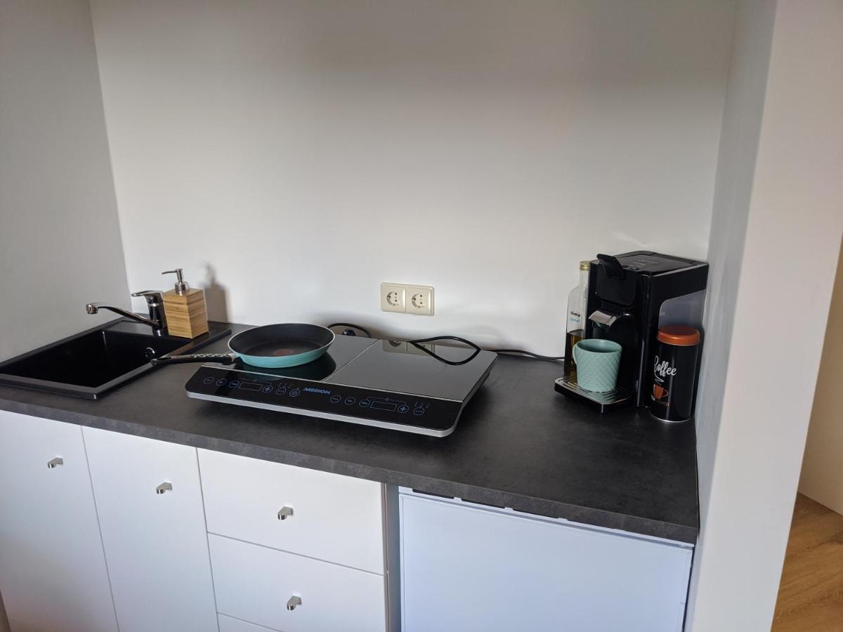 Ideales Messe Appartment 15Min Fahrtweg เคียร์ชไฮม์ อุนเทอร์ เท็ค ภายนอก รูปภาพ