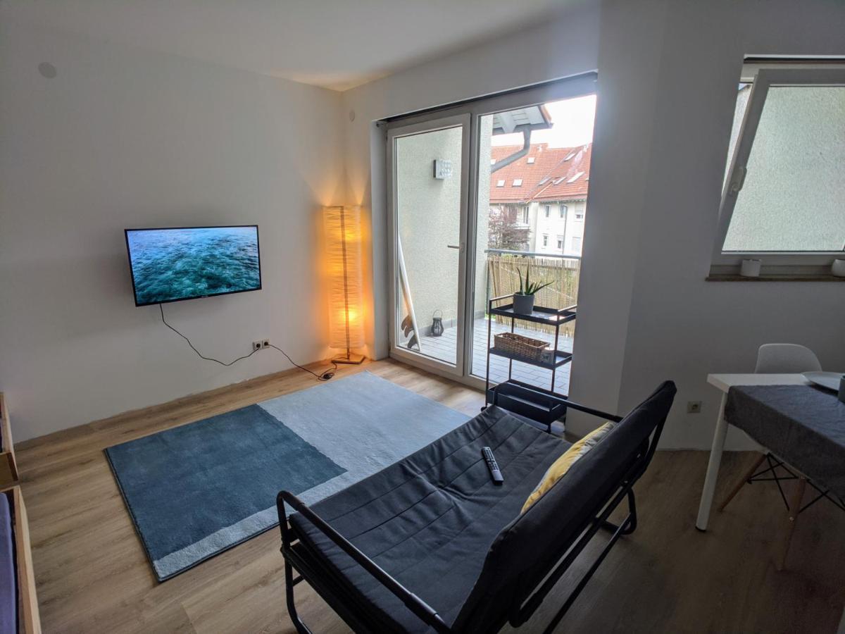 Ideales Messe Appartment 15Min Fahrtweg เคียร์ชไฮม์ อุนเทอร์ เท็ค ภายนอก รูปภาพ